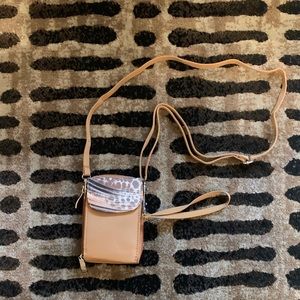 Travel Trend Small Crossbody/Wristlet